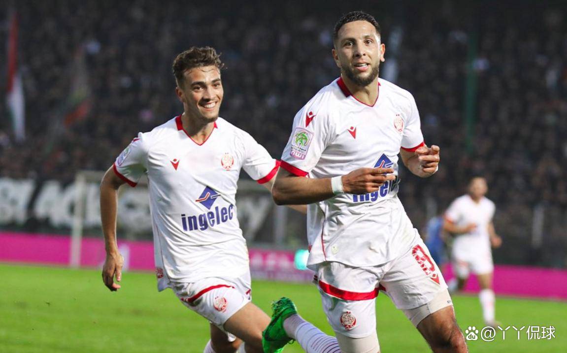 包含世俱杯前瞻：维达德卡萨布兰卡与对手交锋看点的词条