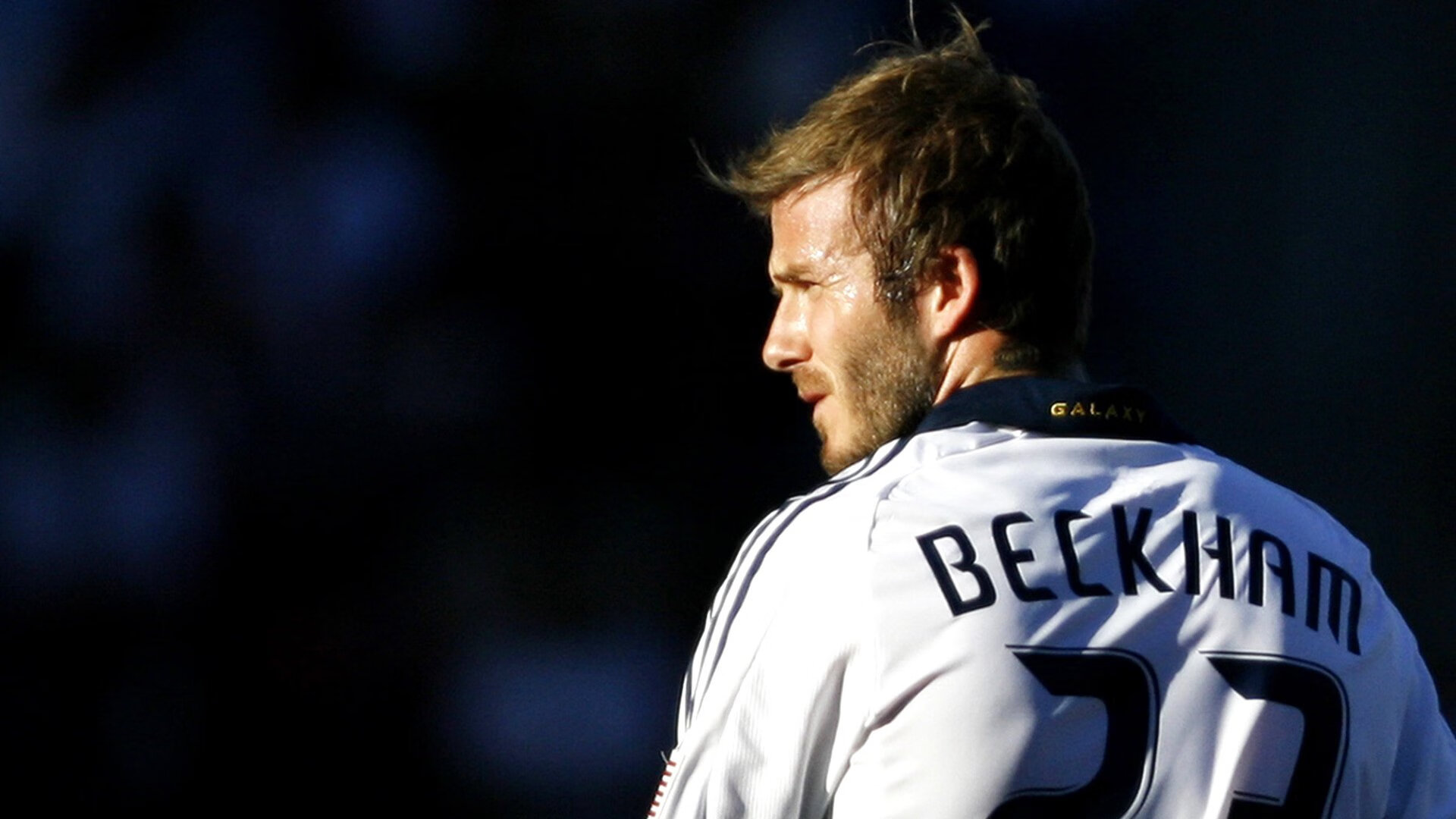 范弗利特末节狂飙导演逆转好戏，上海队决胜时刻力克活塞