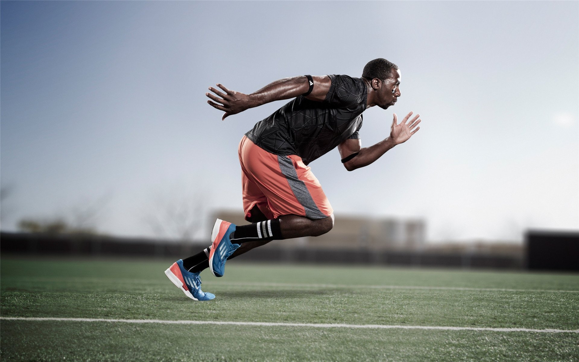 当药厂遇见长城，巴斯托尼如何用一脚传球，改写了两个足球世界的对话